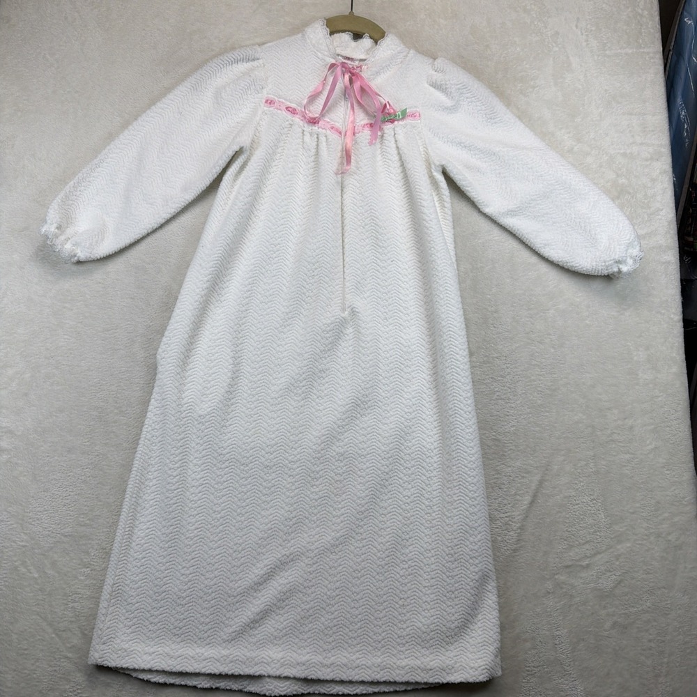 Vintage Cassie Girls 6 White Pink Ribbon Lace Long Sleeve Nightgown Prairie Gown